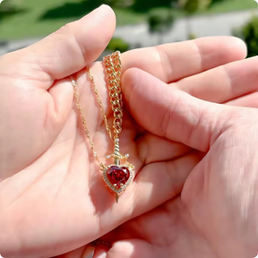 Colar Promessa de Amor | Ela é o Coração, Ele é a Espada